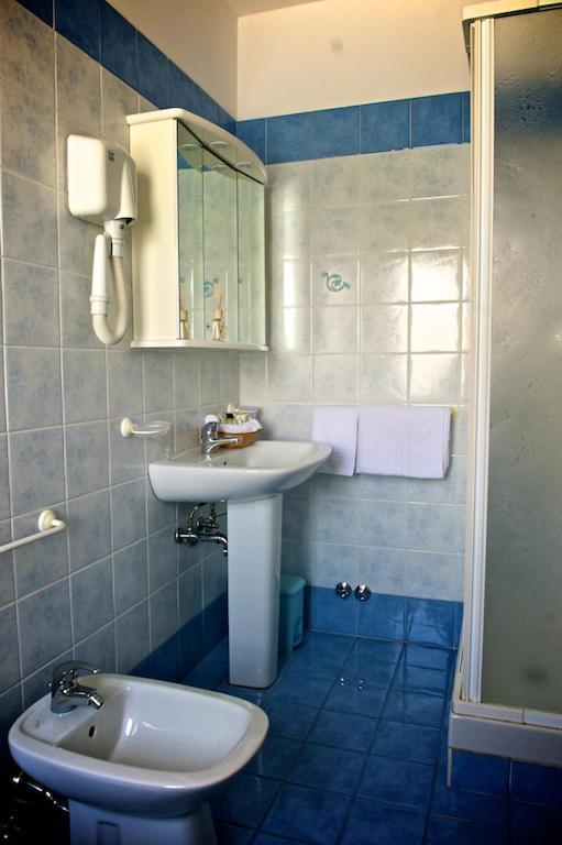 Hotel La Bussola Múggia Kültér fotó