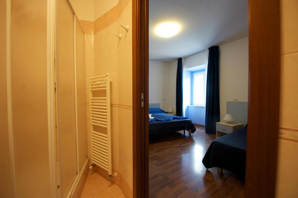 Hotel La Bussola Múggia Szoba fotó